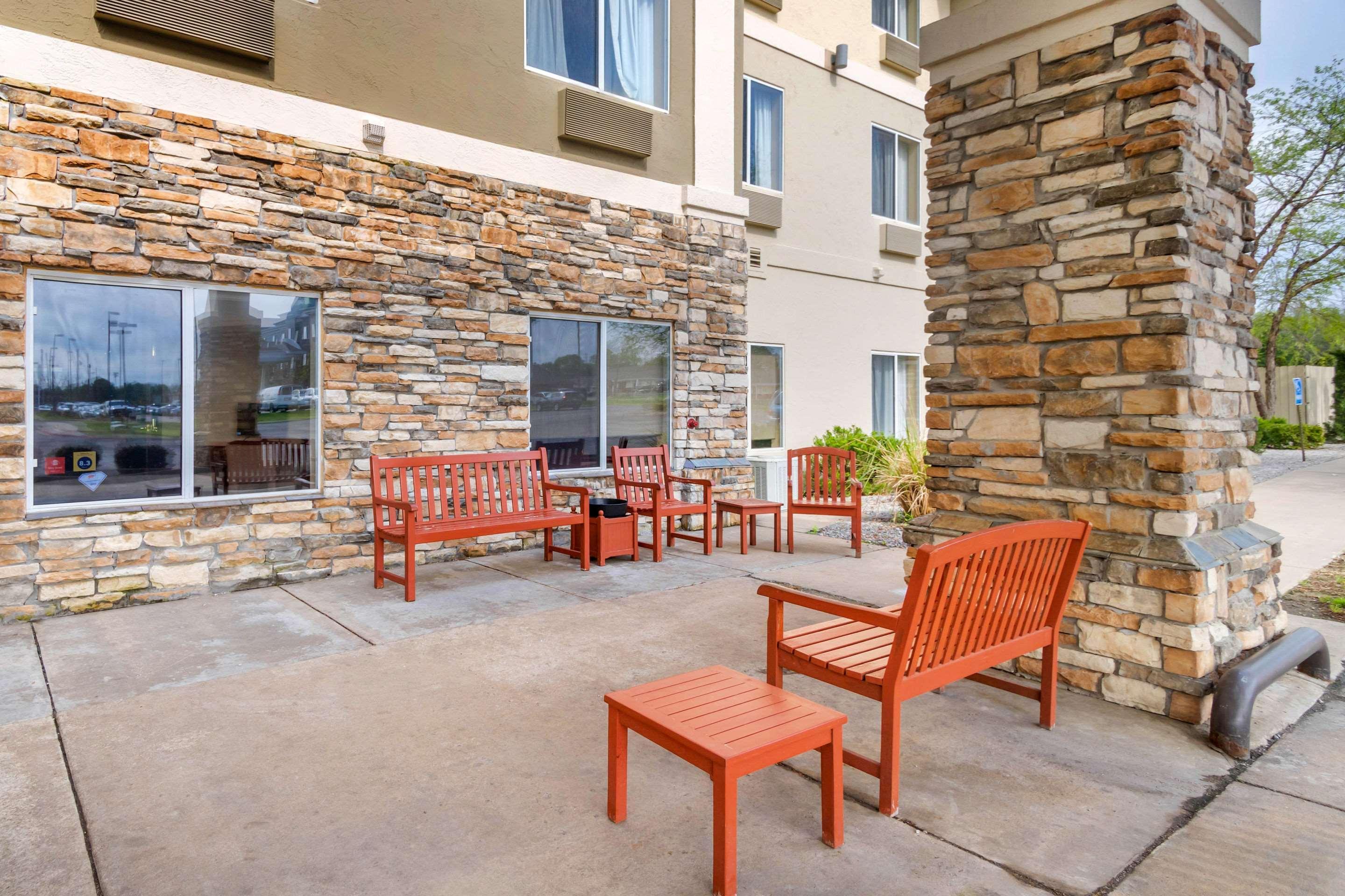 Comfort Inn&Suites Pittsburg Exterior foto