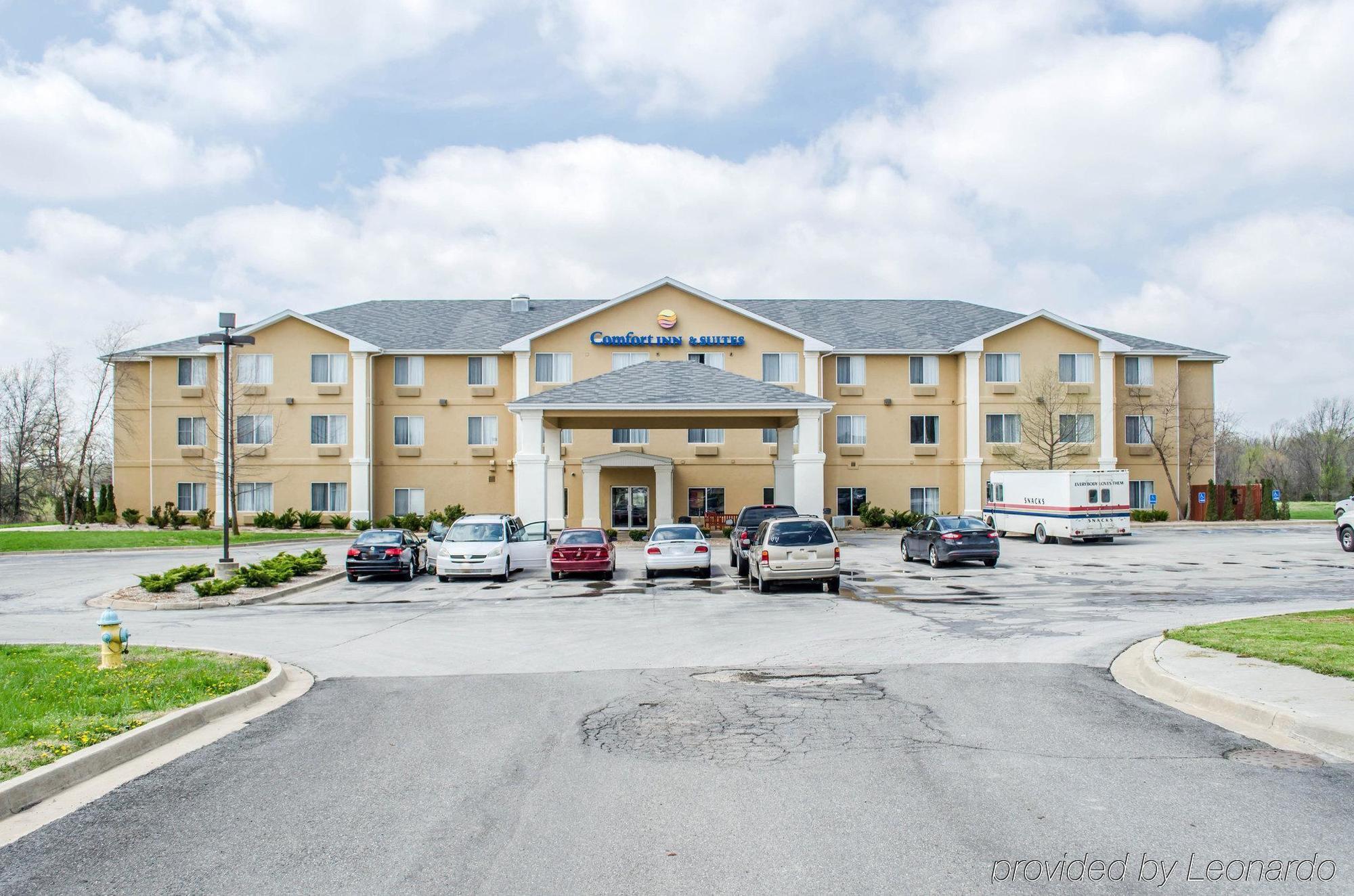 Comfort Inn&Suites Pittsburg Exterior foto